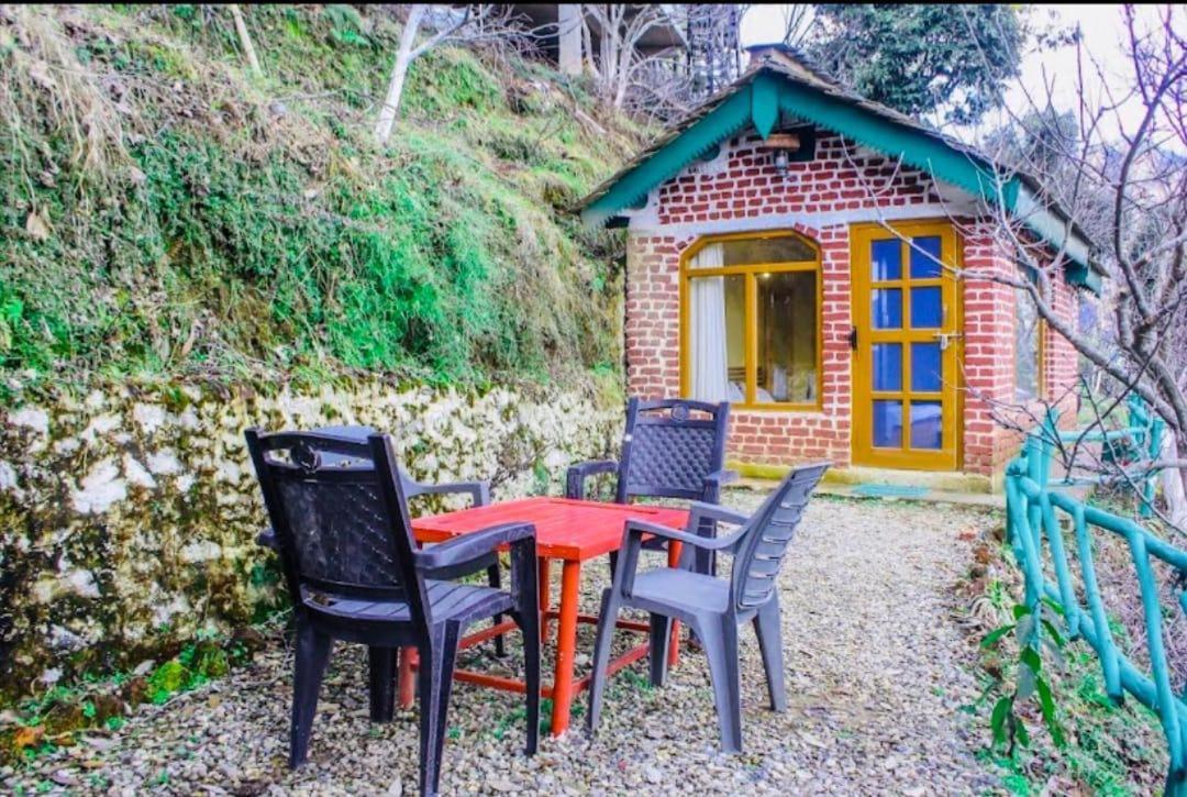 Apple Garden Cottages And Restaurant Dhanaulti Εξωτερικό φωτογραφία